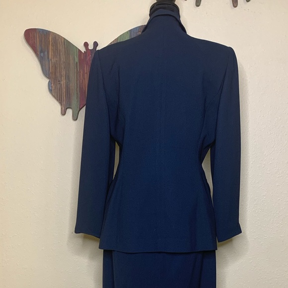 Kasper 4 Button Skirt Suit - Picture 4 of 7